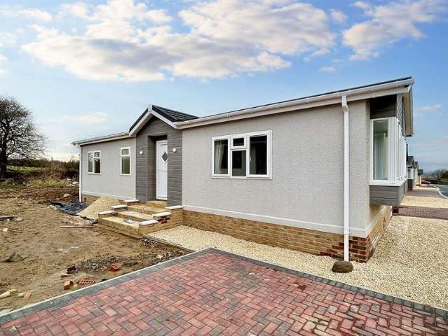 2 Bedroom Detached House