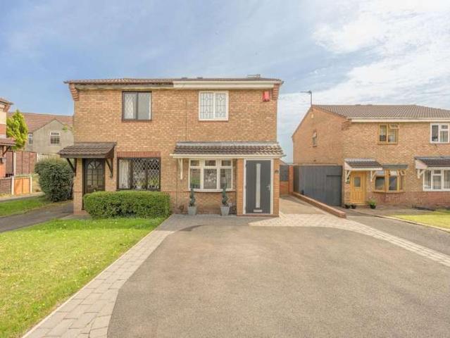 2 Bedroom Detached House