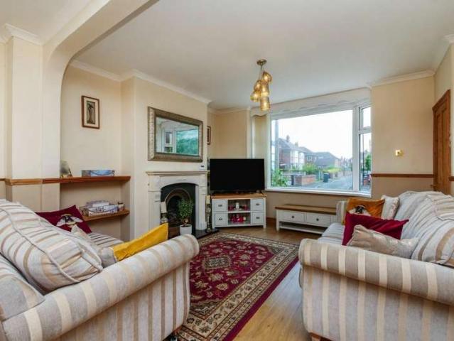 2 Bedroom Detached House