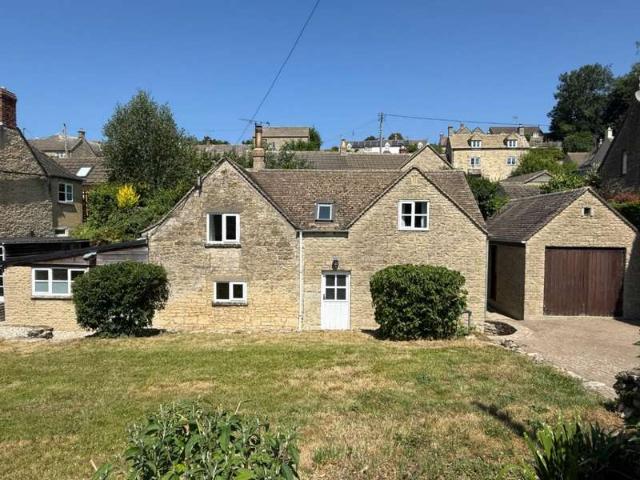 2 Bedroom Detached House