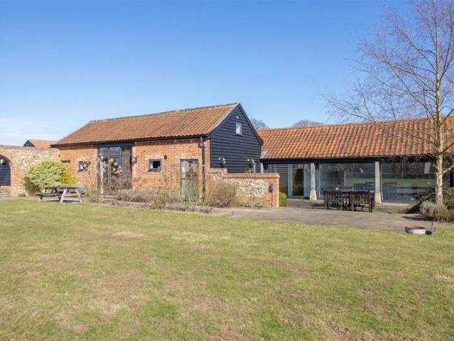 2 Bedroom Detached House