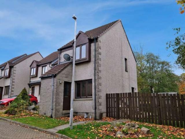 2 Bedroom Detached House