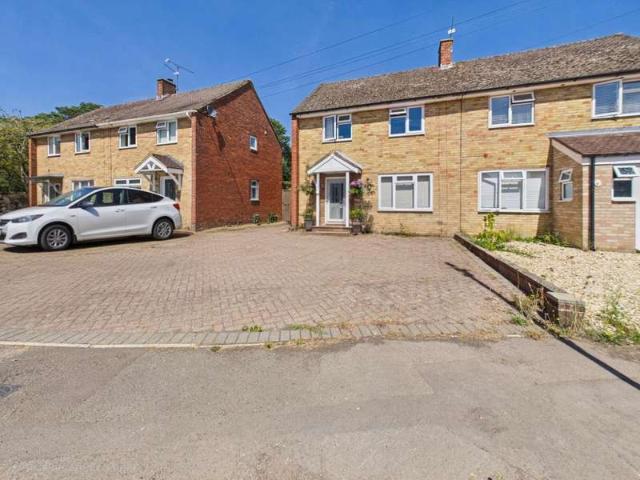 2 Bedroom Detached House