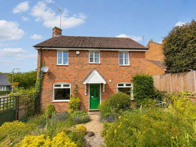 2 Bedroom Detached House
