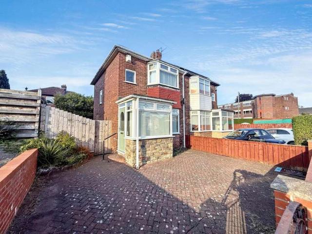2 Bedroom Detached House