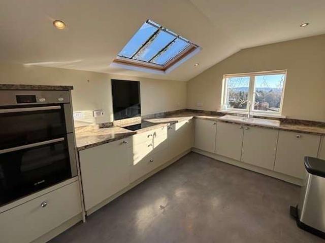 2 Bedroom Detached House