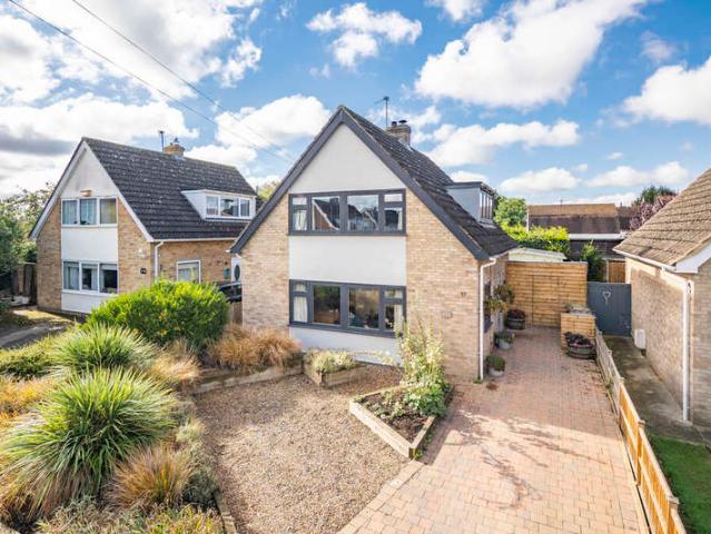 2 Bedroom Detached House