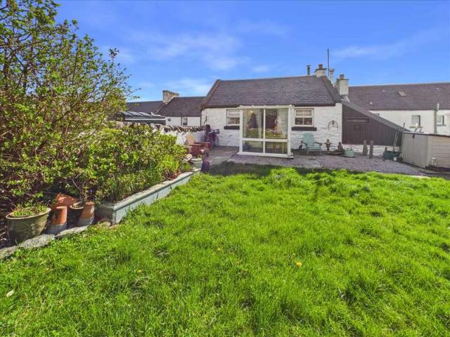 2 Bedroom Detached House