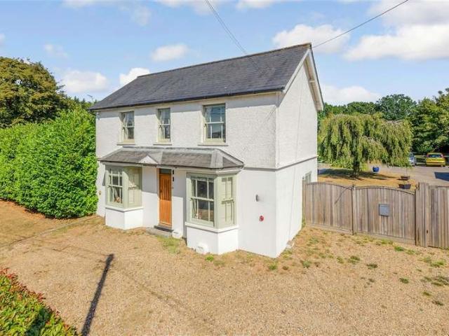 2 Bedroom Detached House