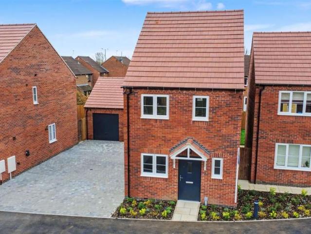 2 Bedroom Detached House