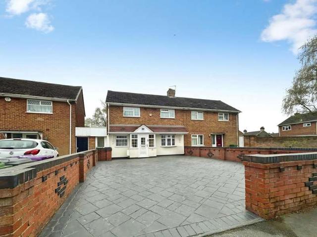 2 Bedroom Detached House