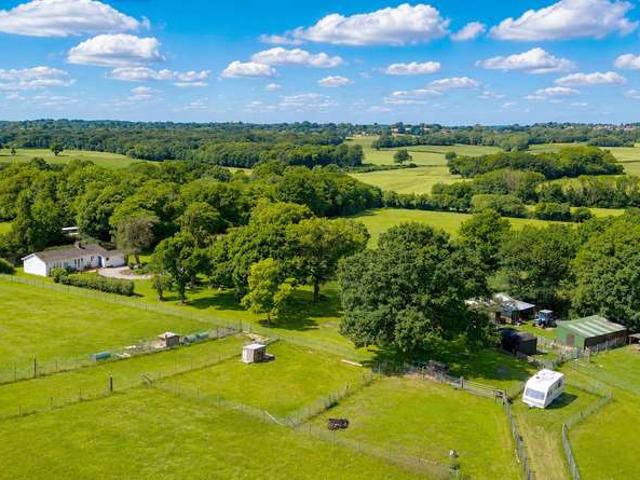 2 Bedroom Detached House