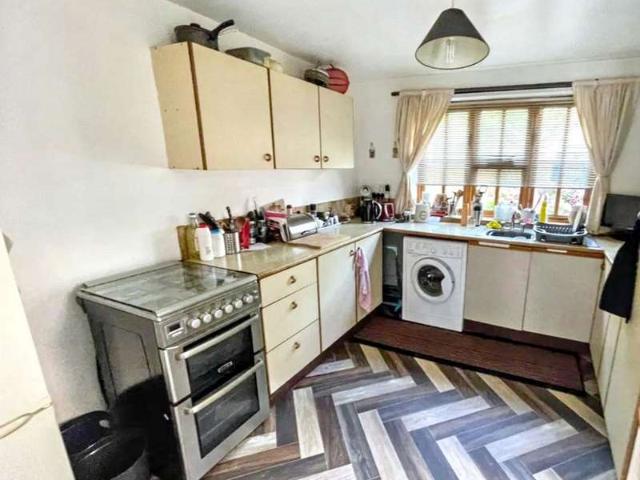 2 Bedroom Detached House