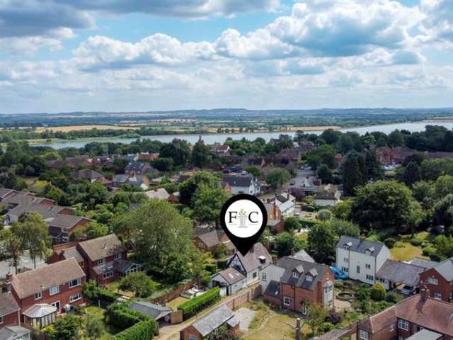 3 Bedroom Detached House