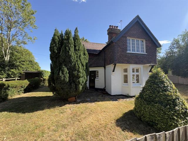 2 Bedroom Detached House