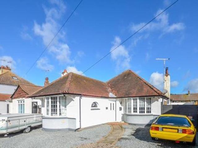 2 Bedroom Detached House For Rent In Leigh on sea, Essex
