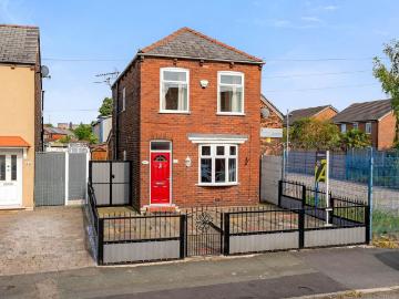 2 bedroom detached house for sale
