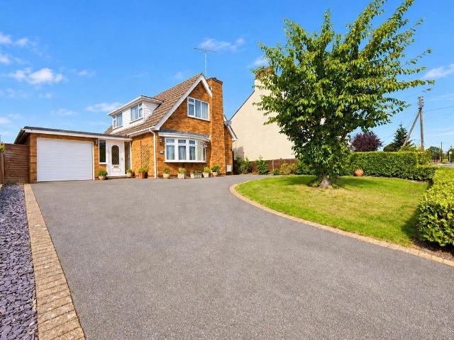 2 bedroom detached house for sale