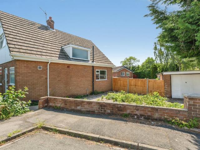 2 bedroom detached house for sale