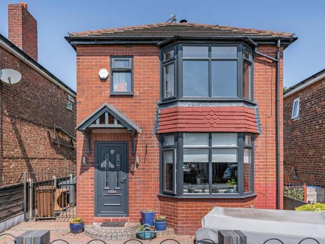 2 bedroom detached house for sale