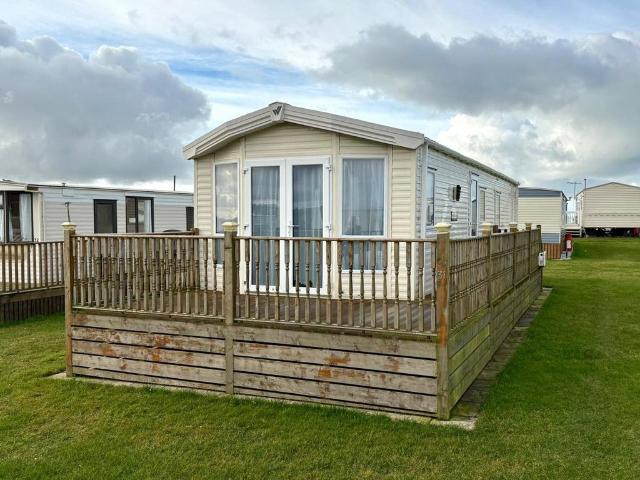 2 bedroom detached house for sale