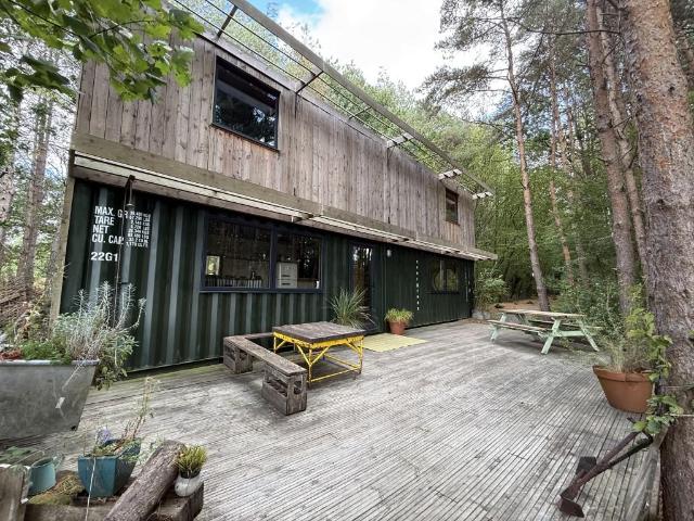 2 bedroom detached house for sale
