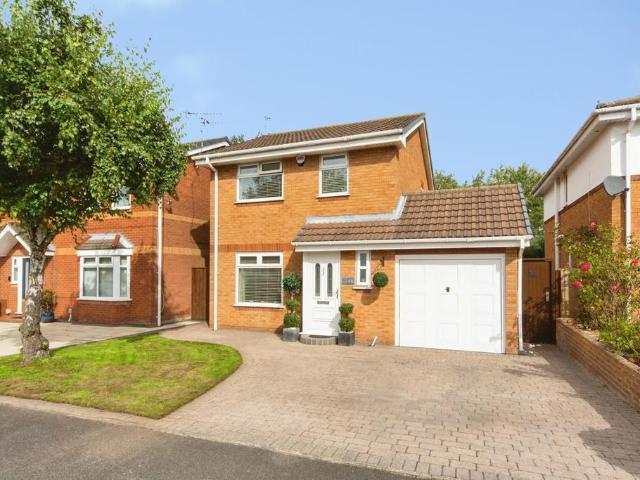 2 bedroom detached house for sale