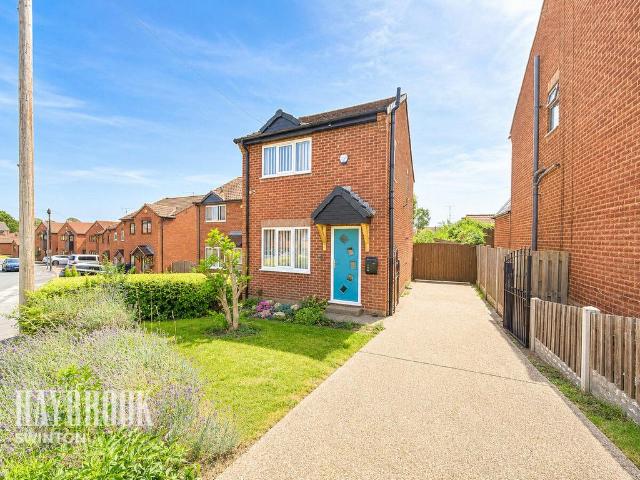 2 bedroom detached house for sale