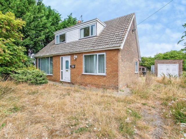 2 bedroom detached house for sale