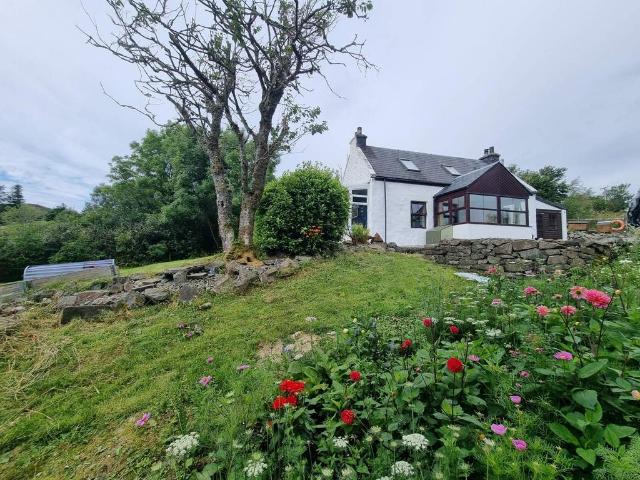 2 bedroom detached house for sale
