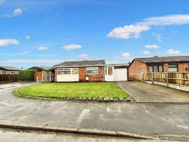 2 bedroom detached house for sale