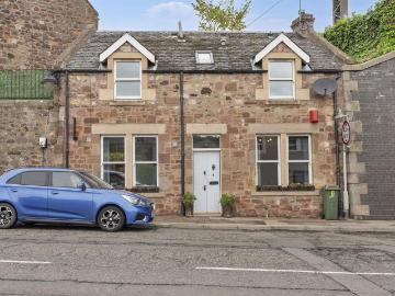 2 bedroom detached house for sale