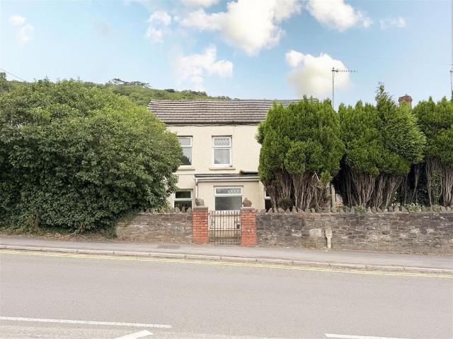 2 bedroom detached house for sale