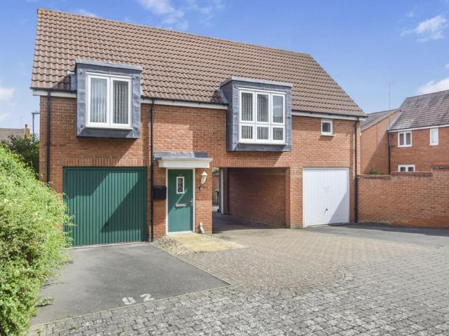 2 bedroom detached house for sale