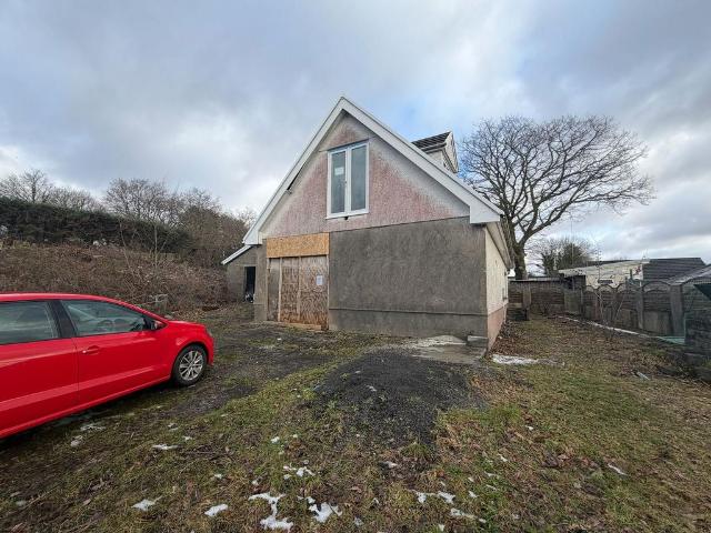 2 bedroom detached house for sale