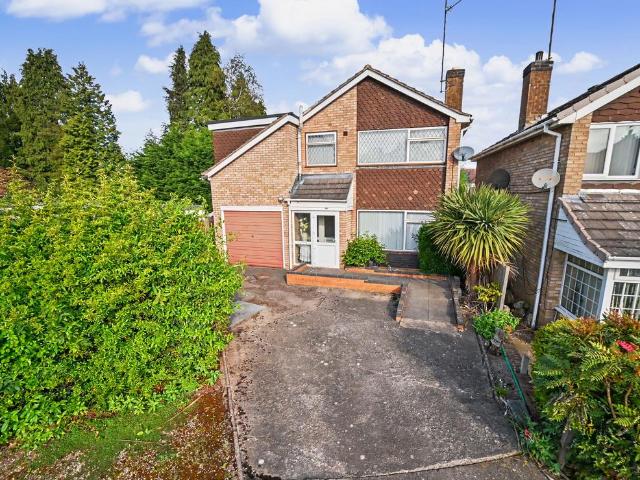 2 bedroom detached house for sale