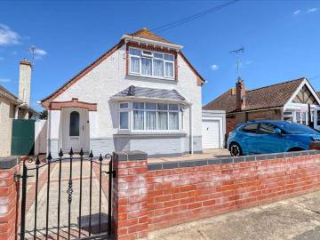 2 bedroom detached house for sale