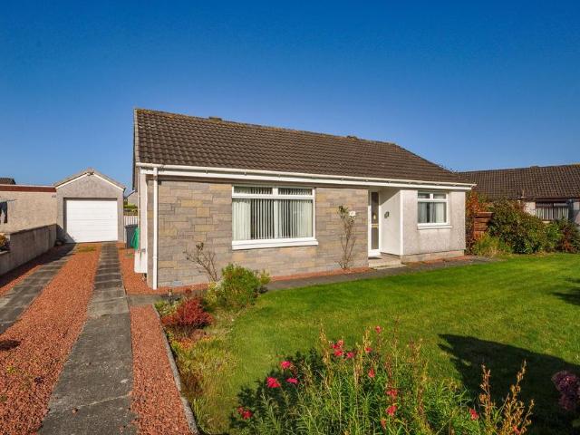 2 bedroom detached house for sale