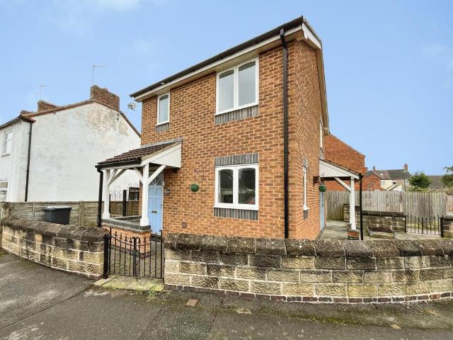 2 bedroom detached house for sale