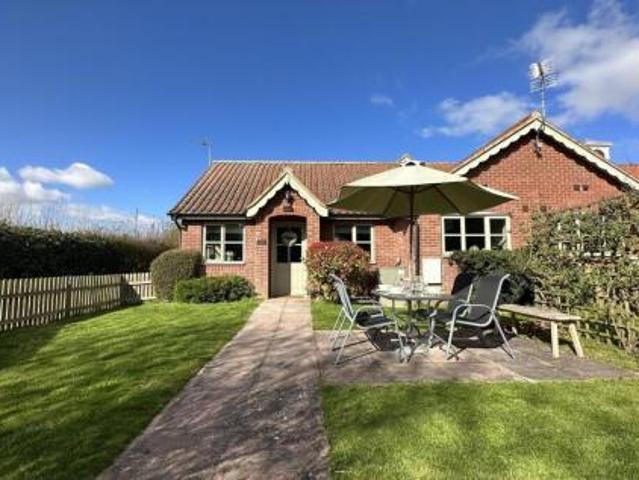 2 bedroom detached house for sale