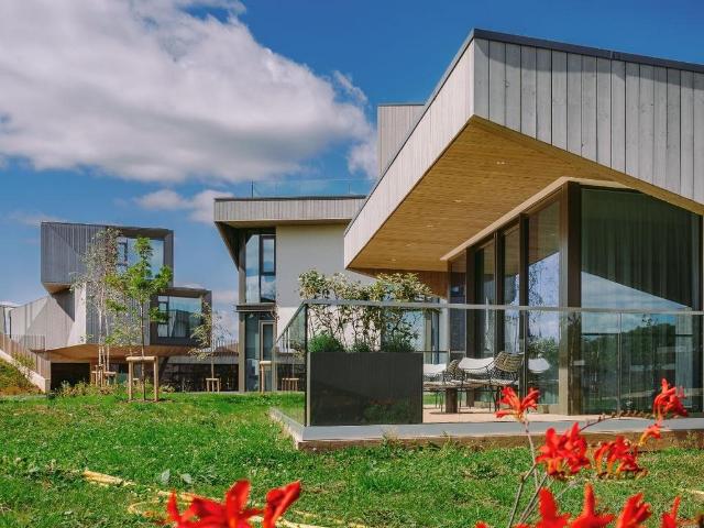 2 bedroom detached house for sale