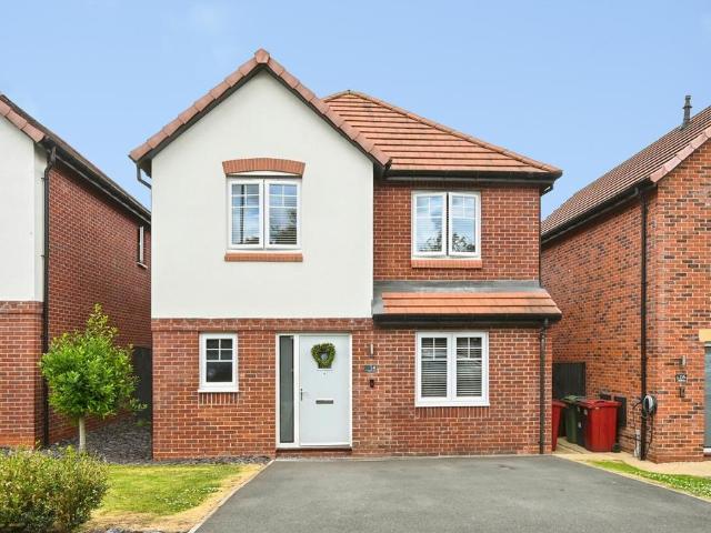 2 bedroom detached house for sale