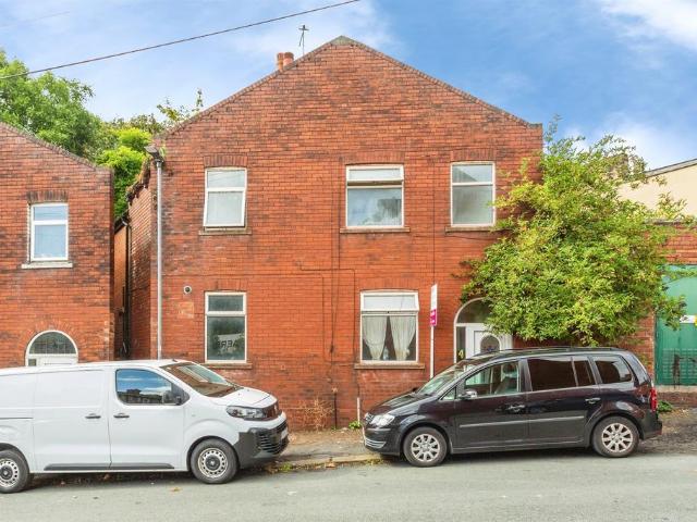 2 bedroom detached house for sale