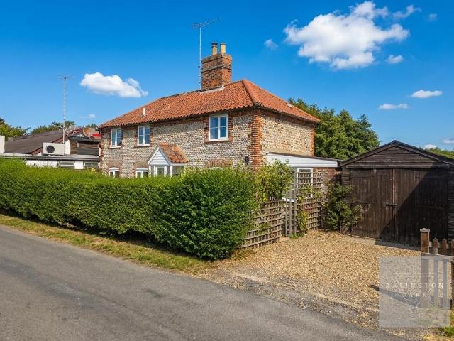 2 bedroom detached house for sale
