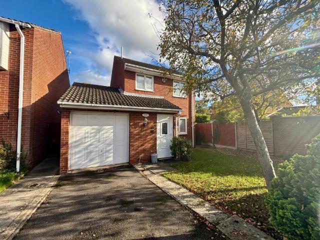 2 bedroom detached house for sale
