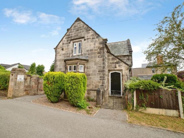 2 bedroom detached house for sale