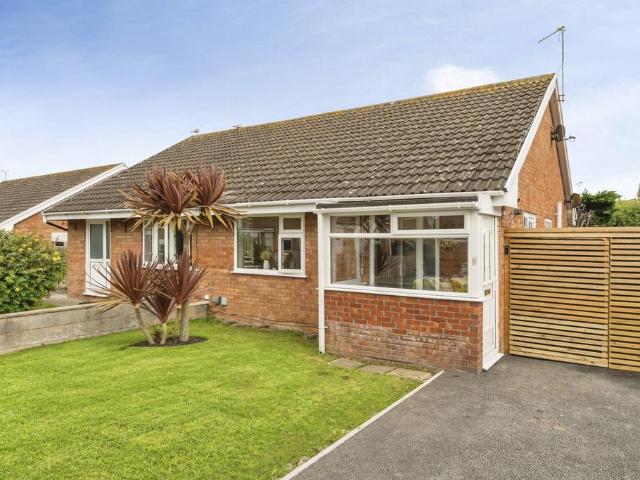 2 bedroom detached house for sale