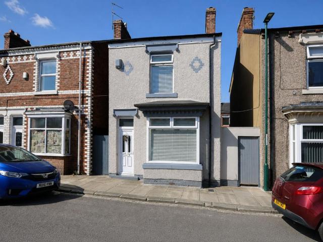 2 bedroom detached house for sale