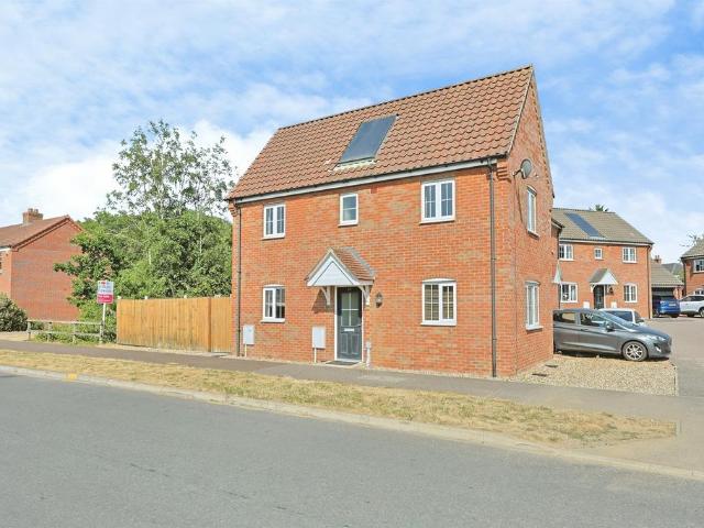 2 bedroom detached house for sale