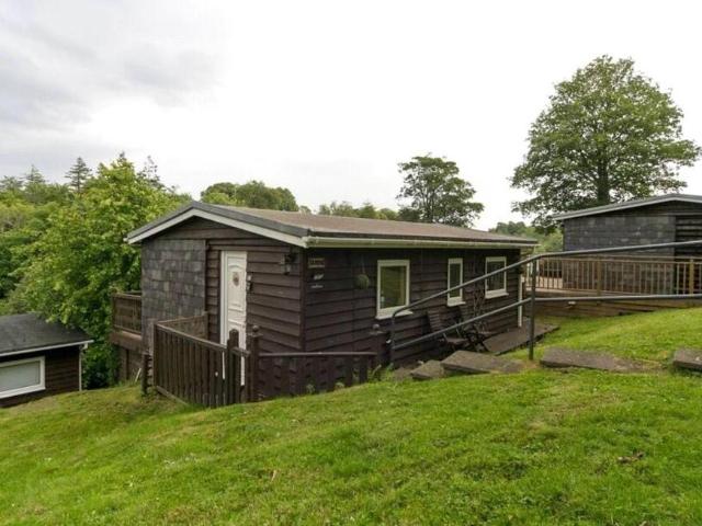 2 bedroom detached house for sale